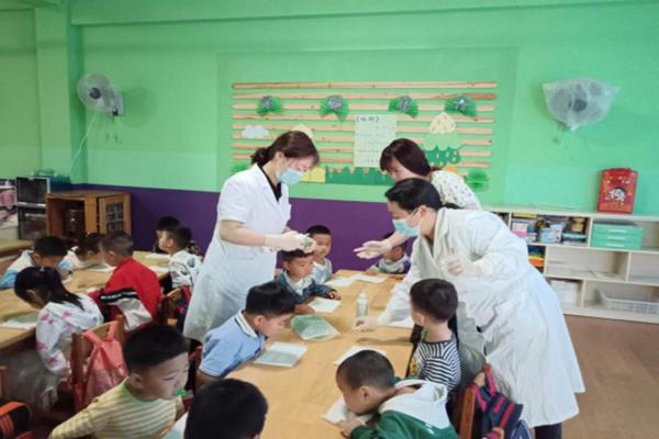 祁门县：“六气连枝”让健康口腔行动入脑入心